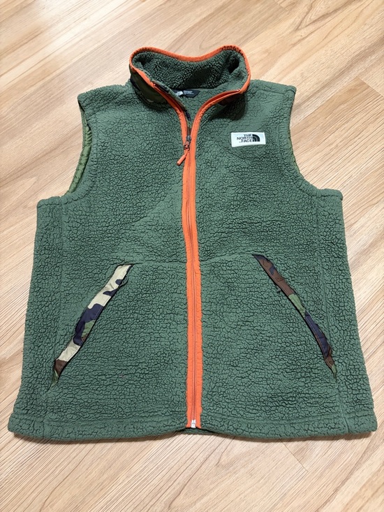 The North Face Other - The North Face Sherpa Fleece Vest Green Orange Camo Trim Men’s Large